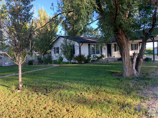 Property Photo: 3380 W 4500 S UT 84624