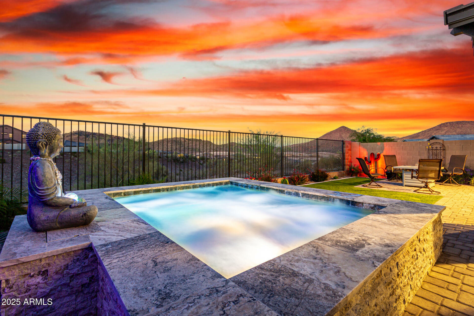 Property Photo: 13384 W Red Range Way AZ 85383