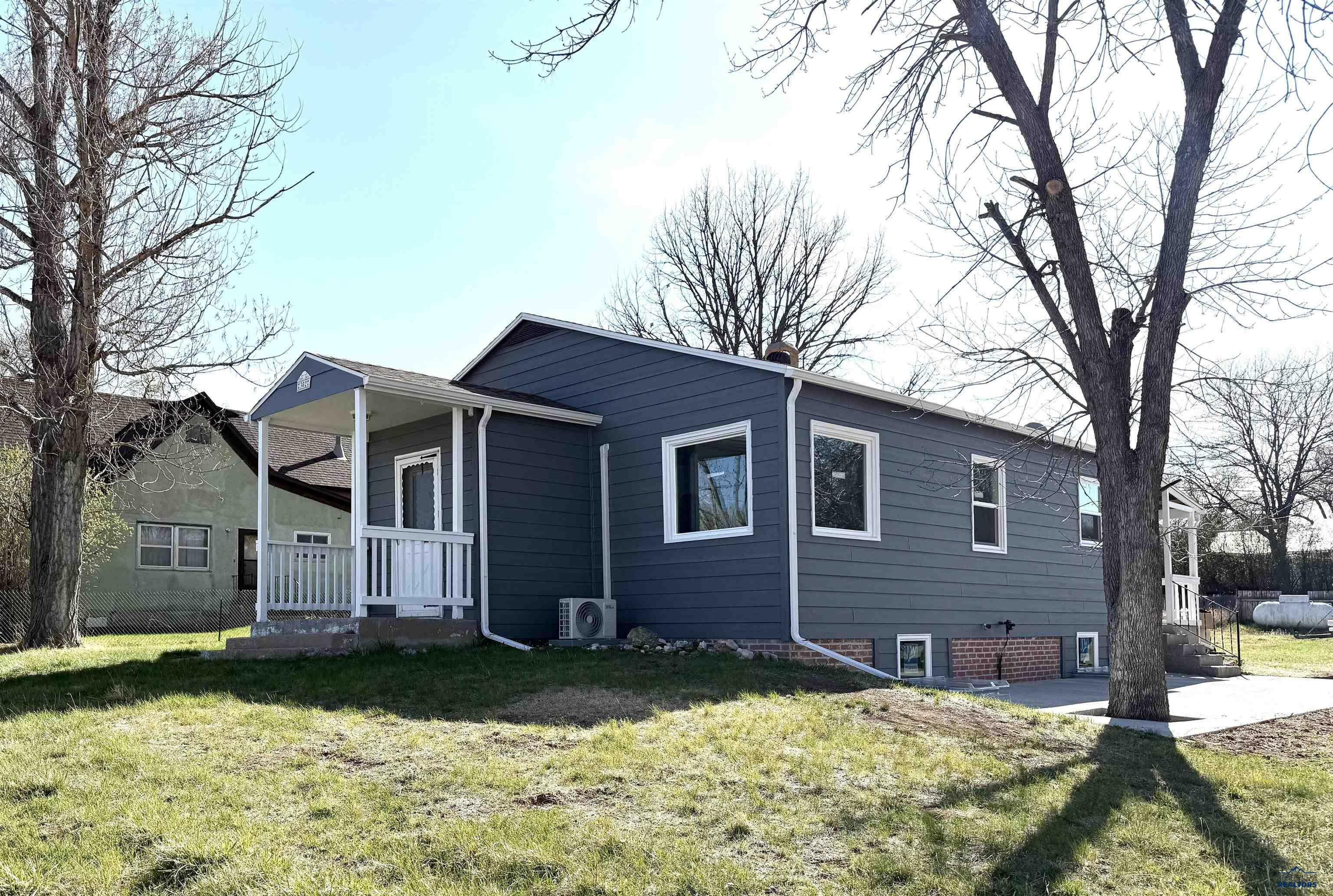 Property Photo: 302 S S 18th St SD 57747-0000