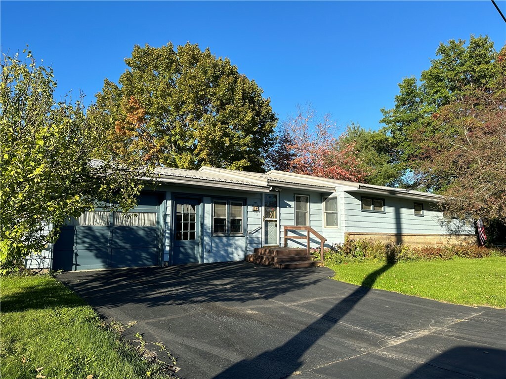 Property Photo: 16 Constitution Avenue PA 16701