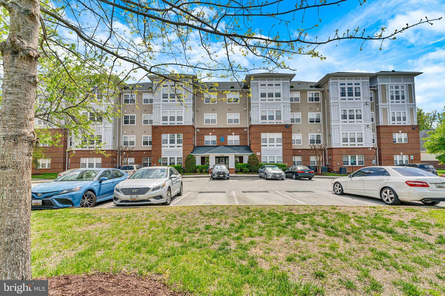 Property Photo: 12916 Fox Bow Drive 307 MD 20774