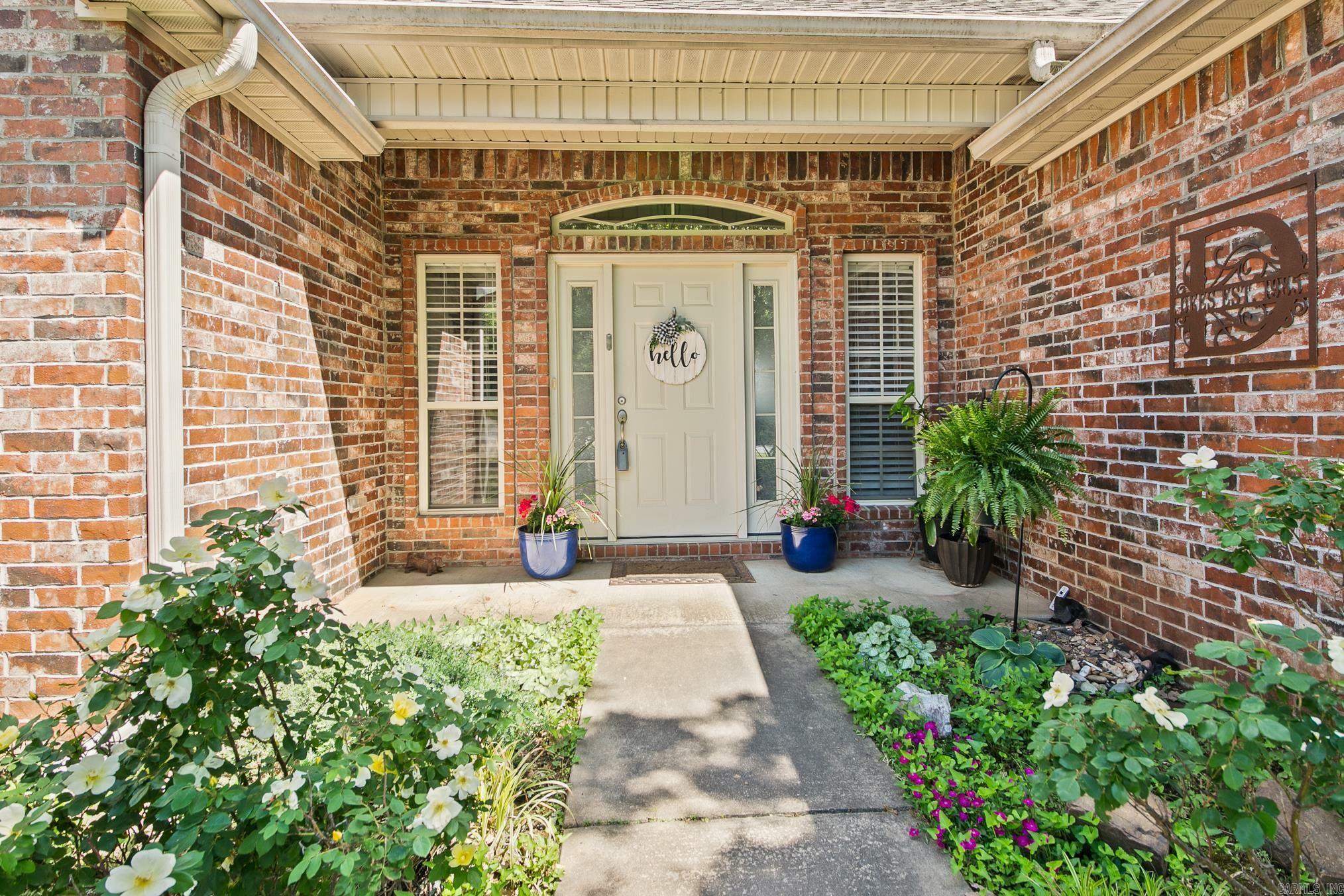 Property Photo: 1849 Hidden Creek Drive AR 72120