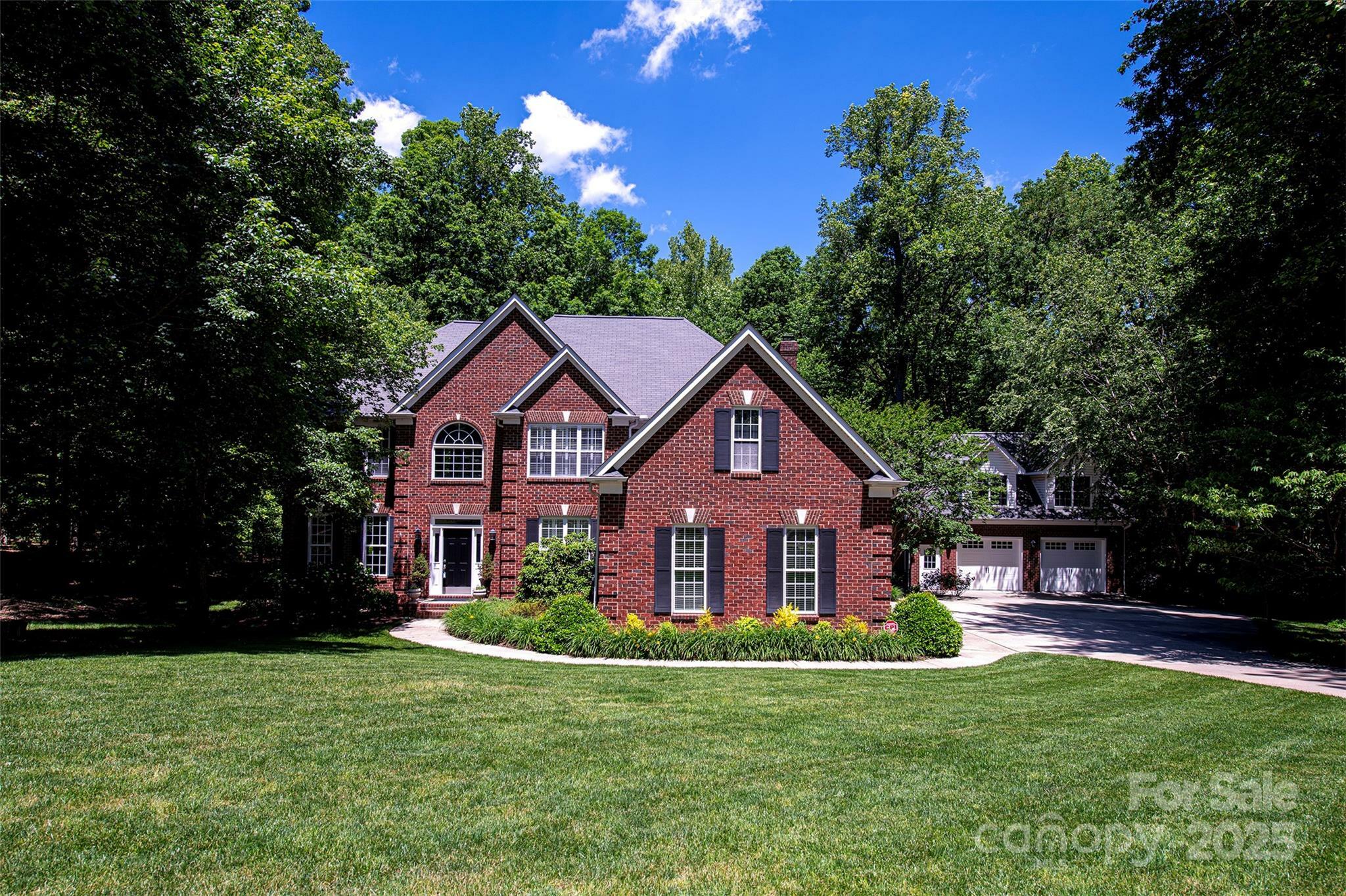 Property Photo: 3546 Weddington Oaks Drive NC 28104
