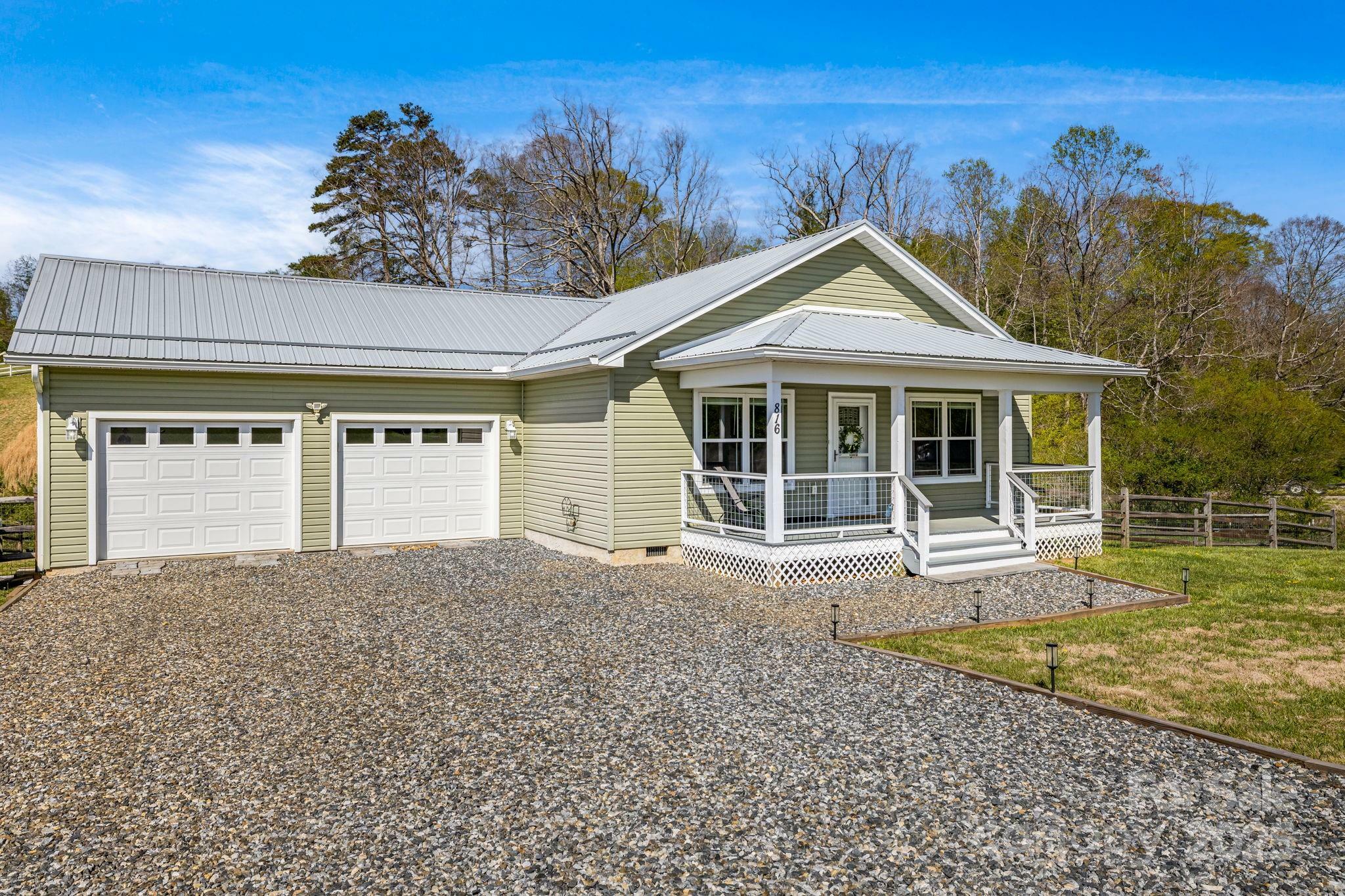 Property Photo: 816 Old Nc 20 Highway NC 28701