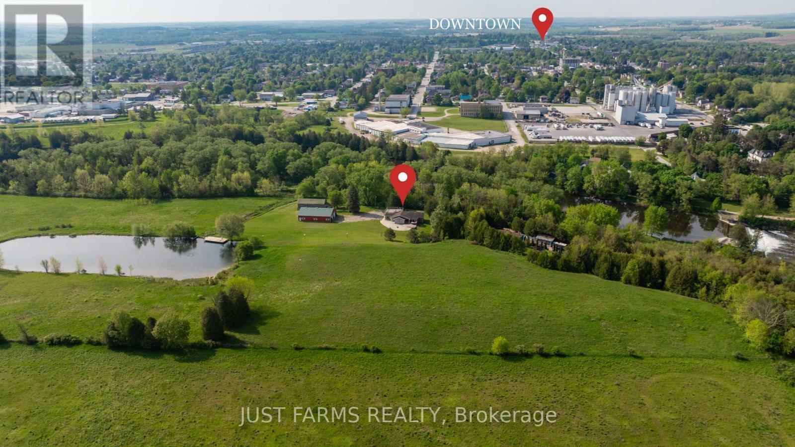 Property Photo:  837 7th Avenue  ON N4N 2K3 