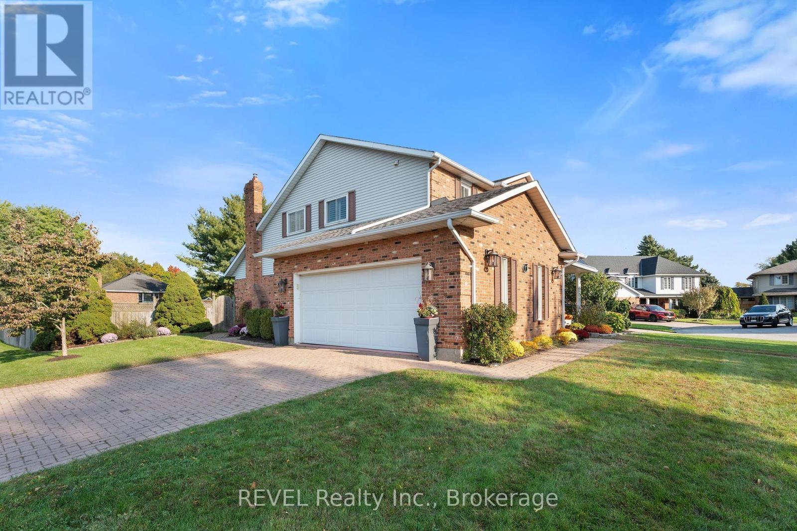 Property Photo: 1 Spartan Court ON L2N 7M5