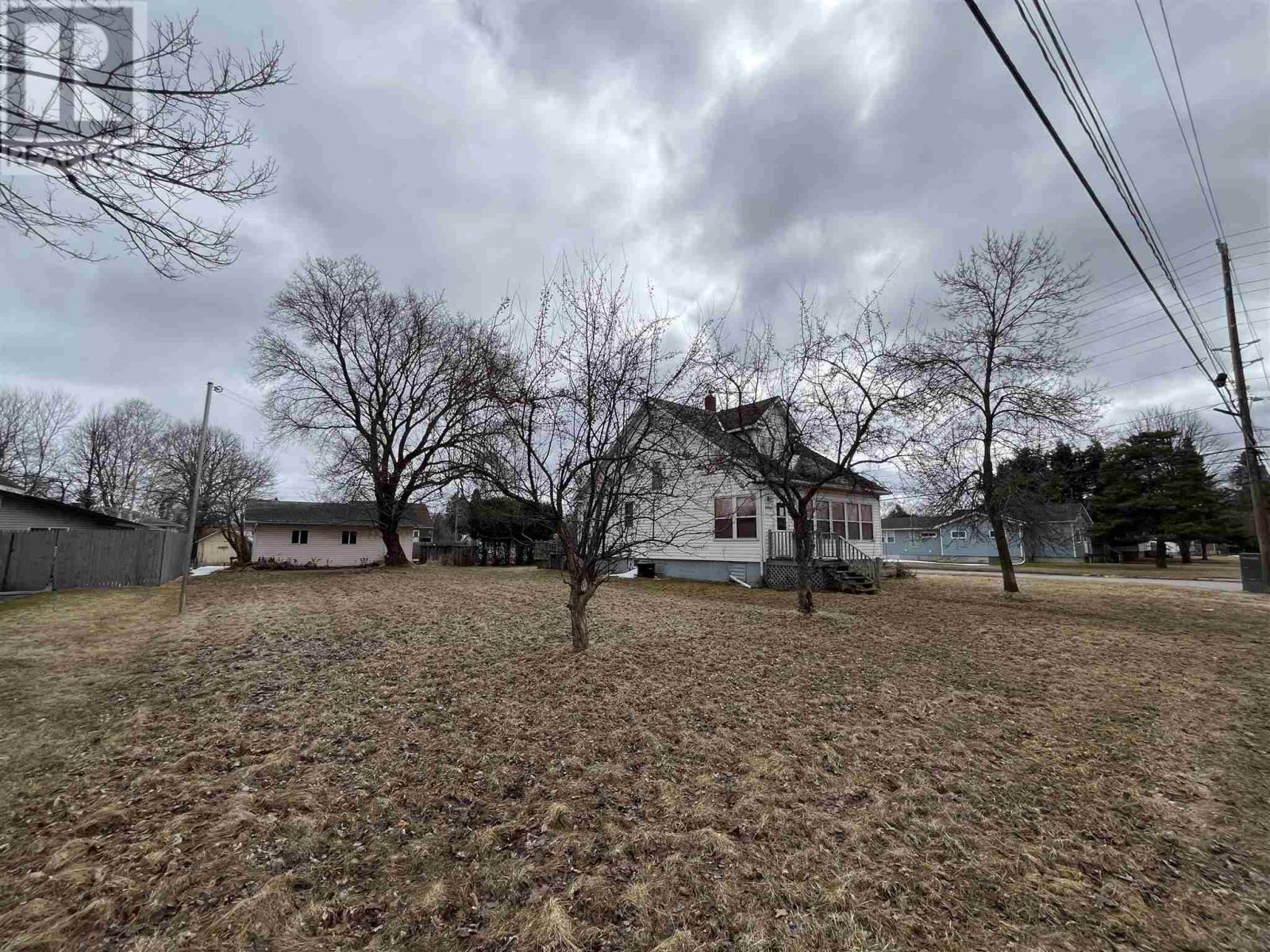Property Photo: 1000 Victoria Ave. N. ON P9A 2E7