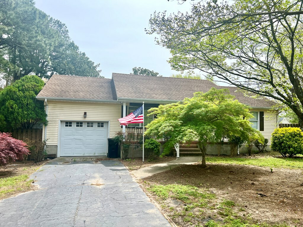 Property Photo: 3 Sturgis St VA 23417
