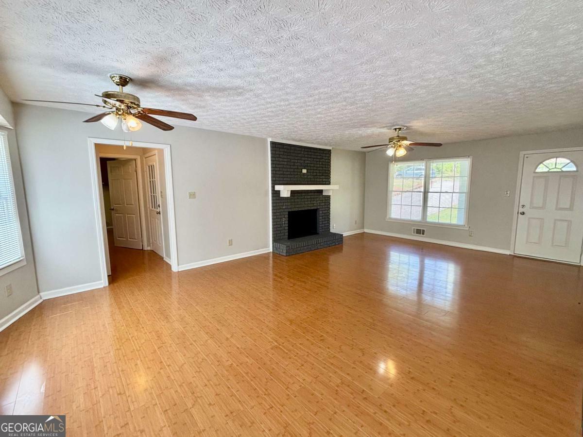 Property Photo:  2050 Abington Lane  GA 30078 