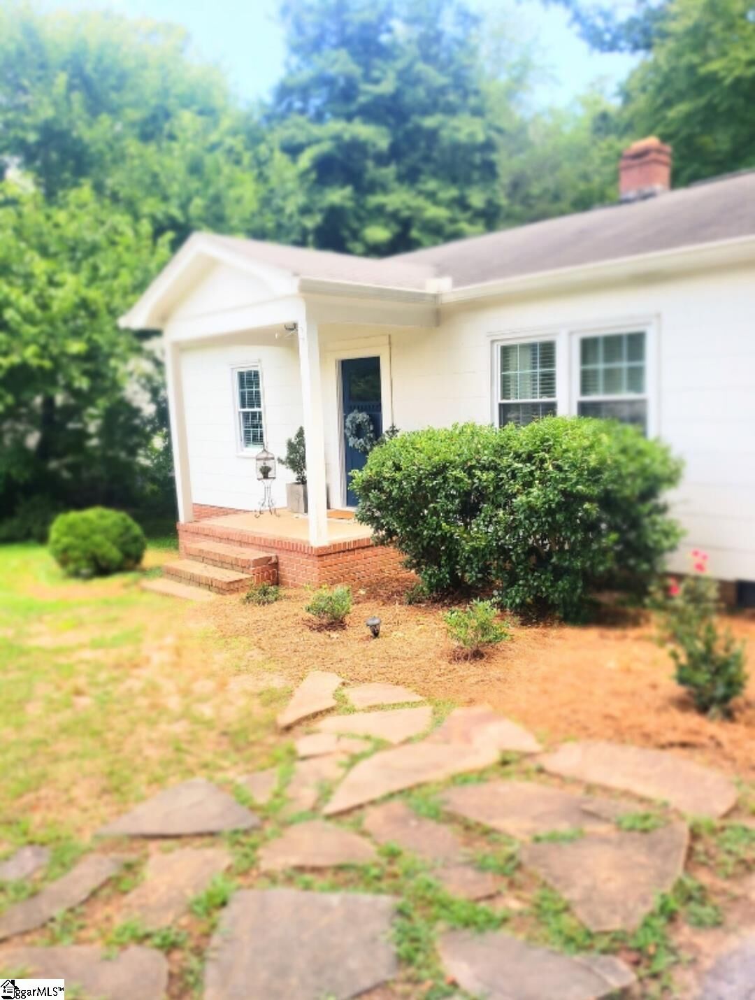 Property Photo:  25 McElhaney Road  SC 29690-1734 