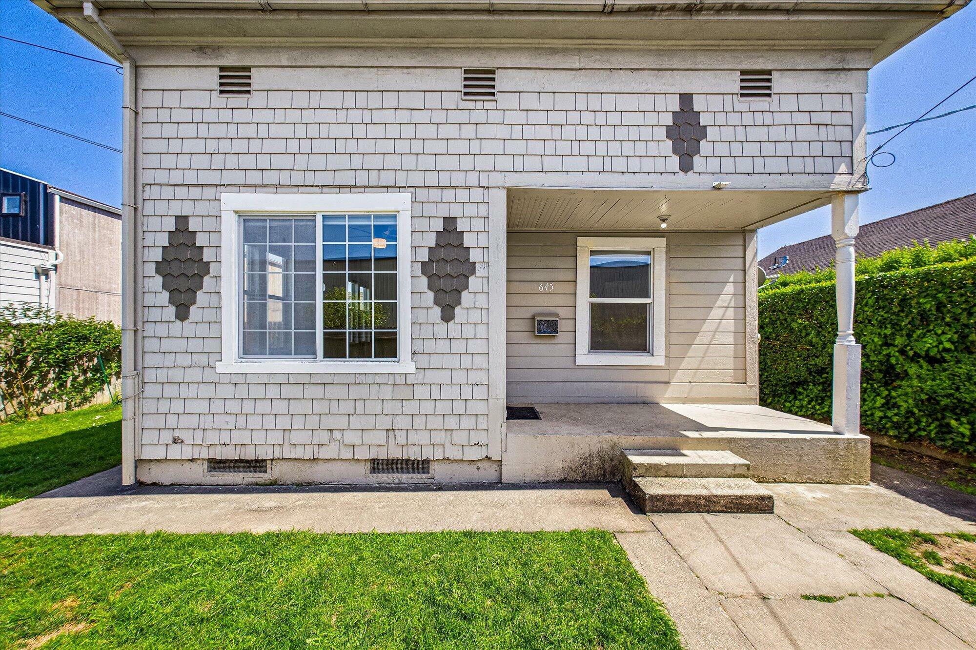 Property Photo: 645 7th Street CA 95540