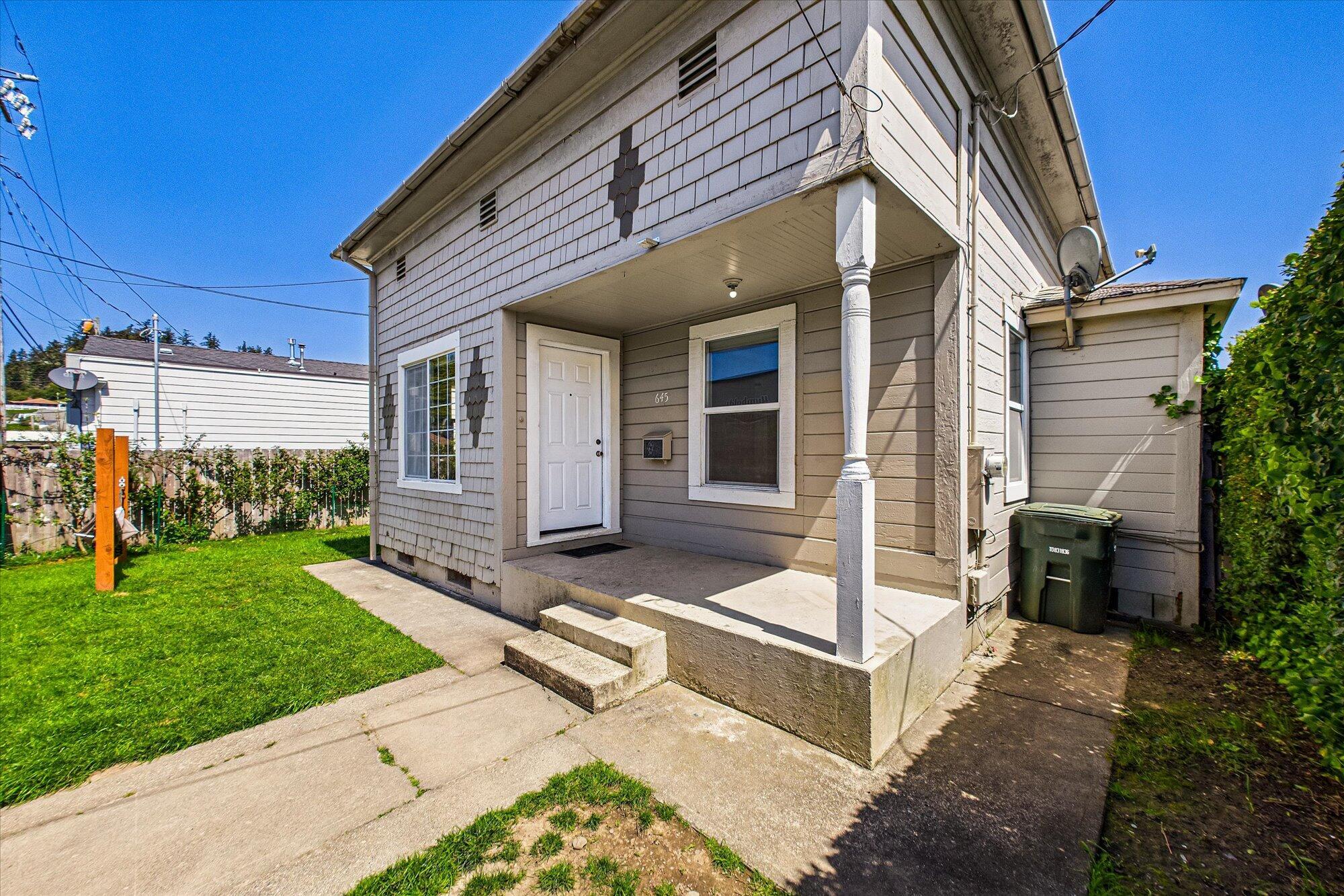 Property Photo:  645 7th Street  CA 95540 