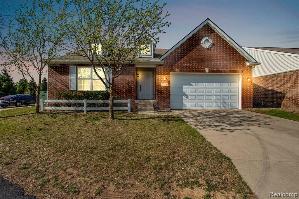 Property Photo: 7223 N Central Park MI 48317 6358