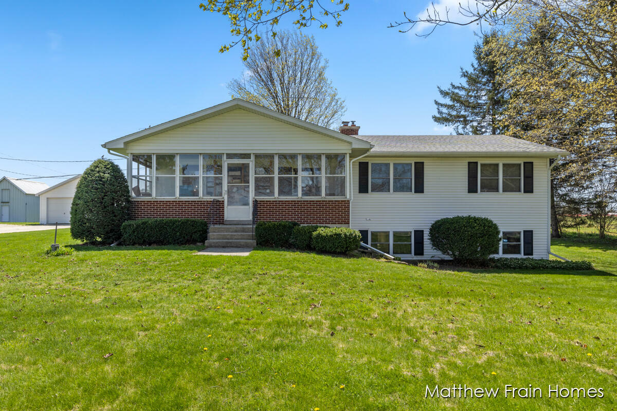 4500 Bliss Street  Allendale MI 49401 photo