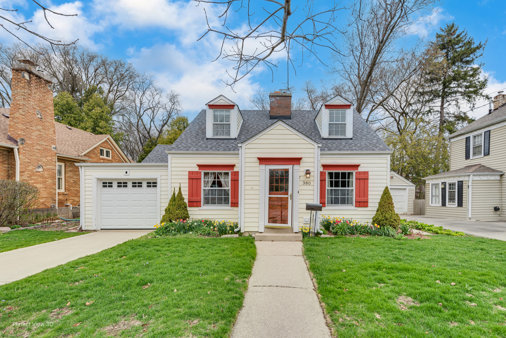 Property Photo: 380 Congdon Avenue IL 60120