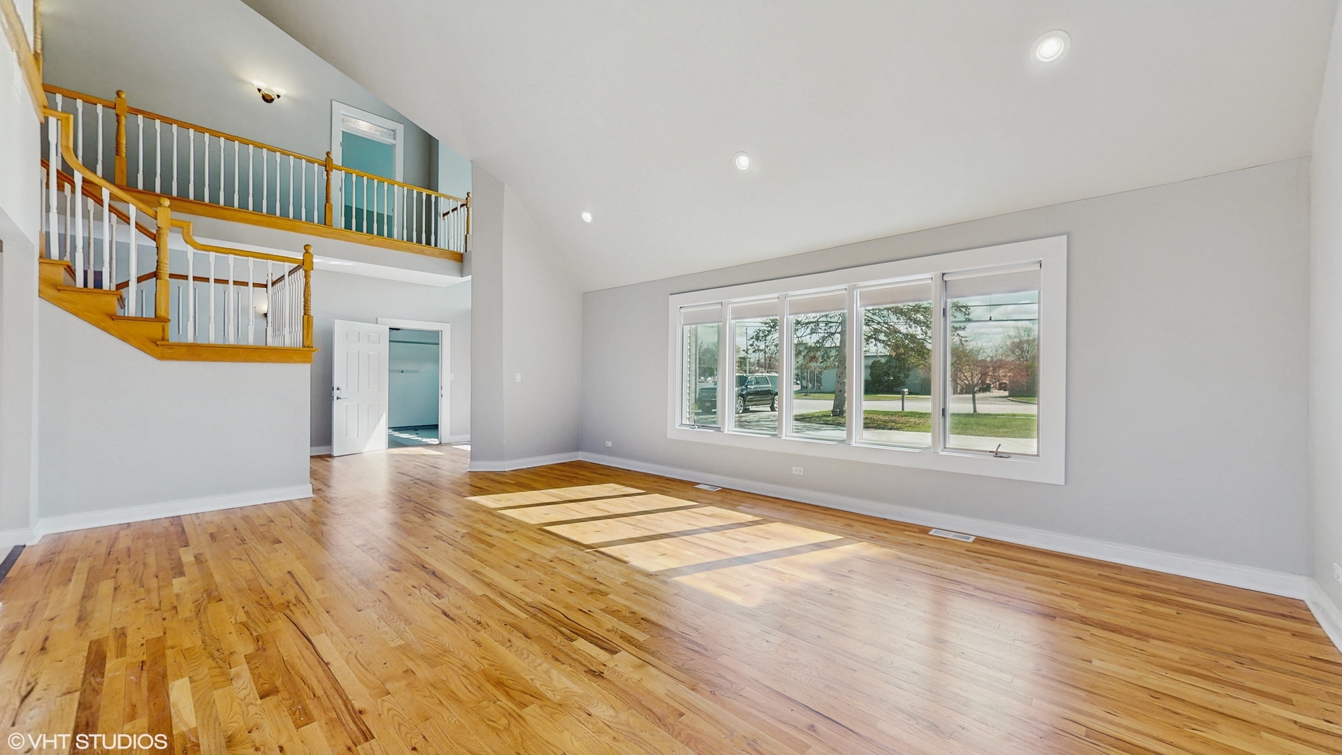 Property Photo: 1838 N Windsor Drive IL 60004