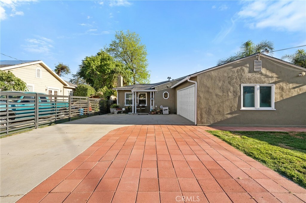 Property Photo:  608 Stonehurst Drive  CA 91001 