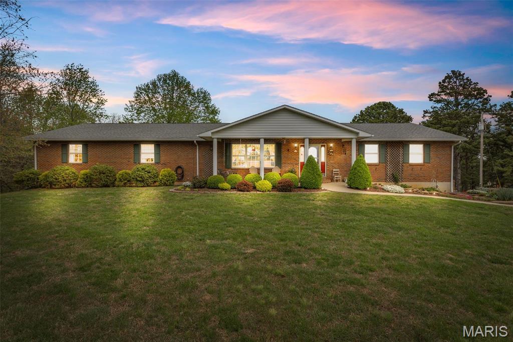 8051 Dorlac Road  Farmington MO 63640 photo