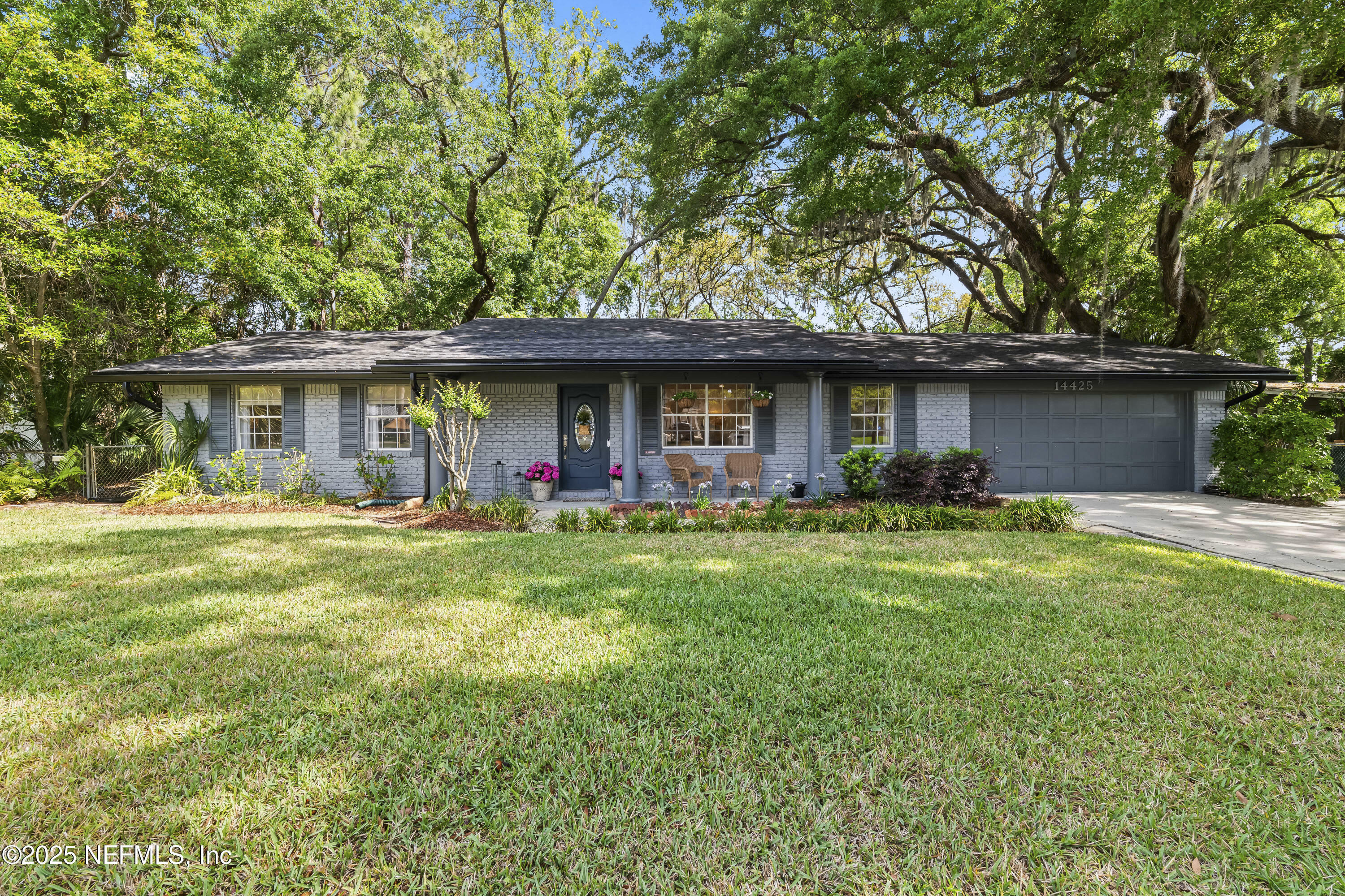 Property Photo: 14425 Aqua Vista Road N FL 32224