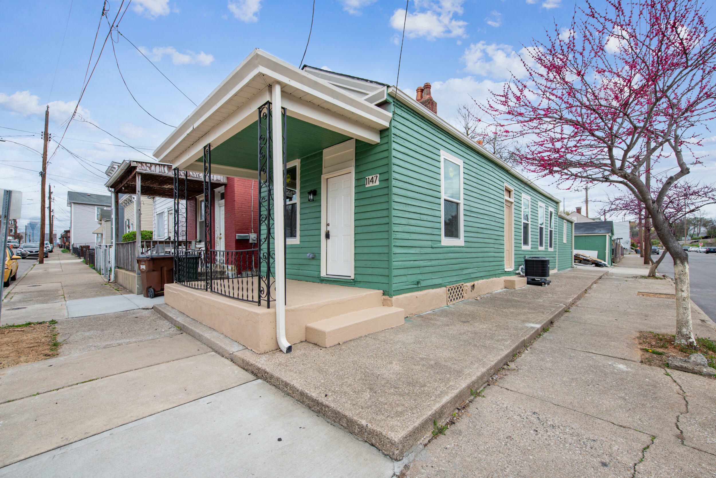 Property Photo: 1147 Ann Street KY 41071