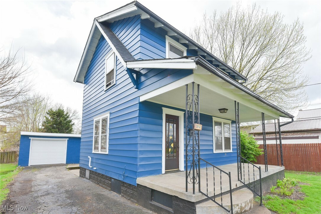 2014 29th Street NE  Canton OH 44705 photo