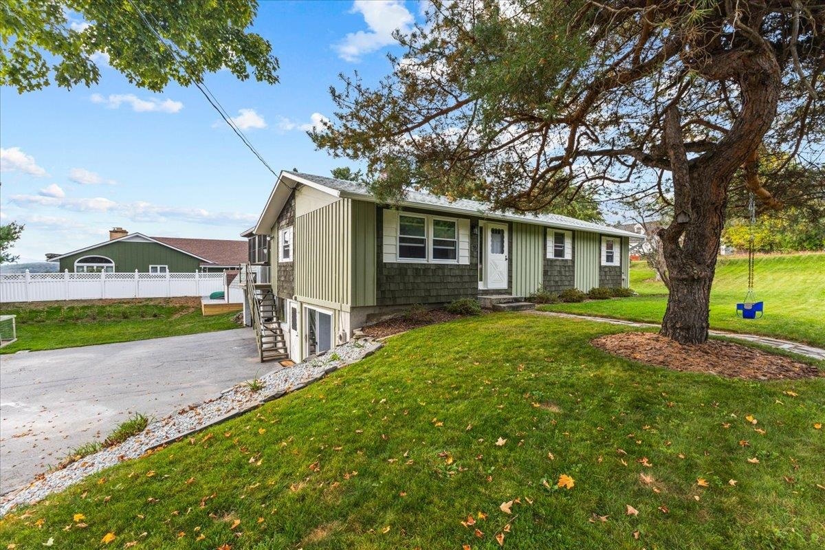 Property Photo: 15 Grandview Terrace VT 05602
