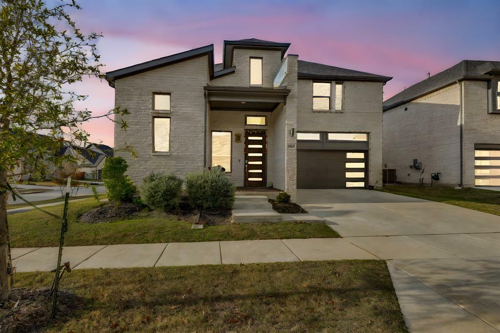 Property Photo: 3528 Hollow Pine Drive TX 75033