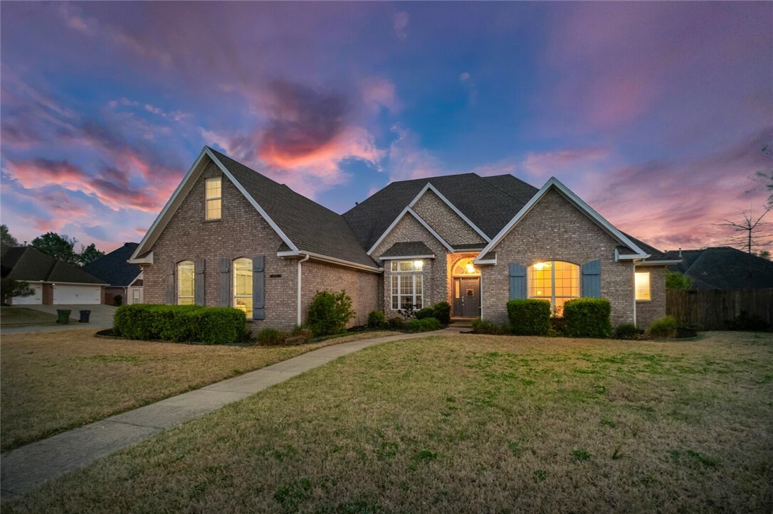 Property Photo: 4202 Quelinda Drive AR 72758
