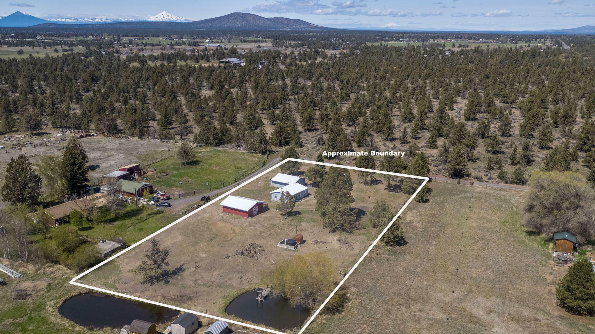 Property Photo: 65669 SW 61st Street OR 97703