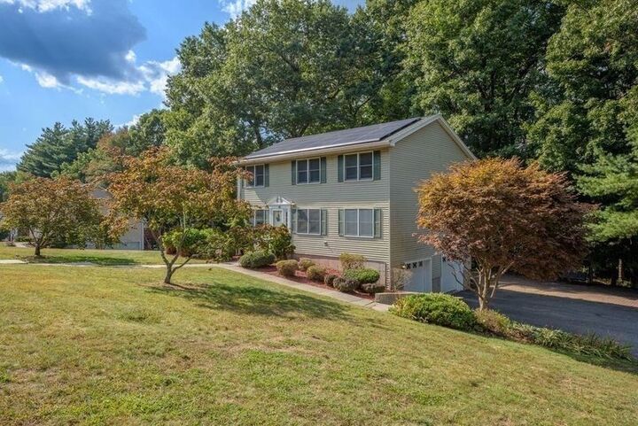 Property Photo: 45 Oak Brook MA 01028