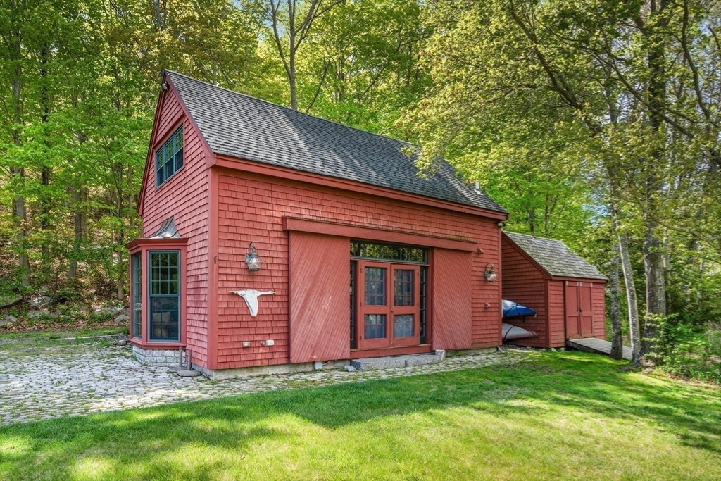 Property Photo: 4 Lane Road MA 01930