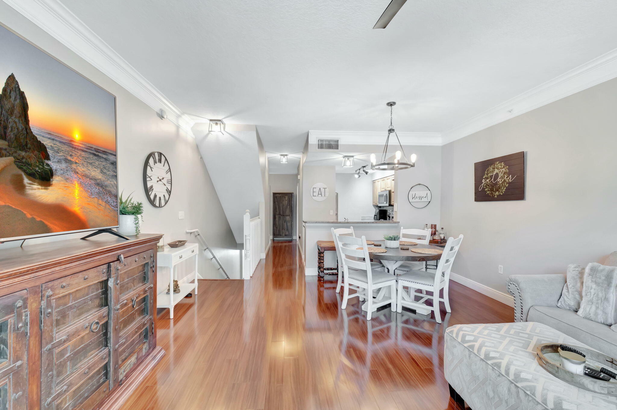 Property Photo: 2022 Alta Meadows Lane 605 FL 33444