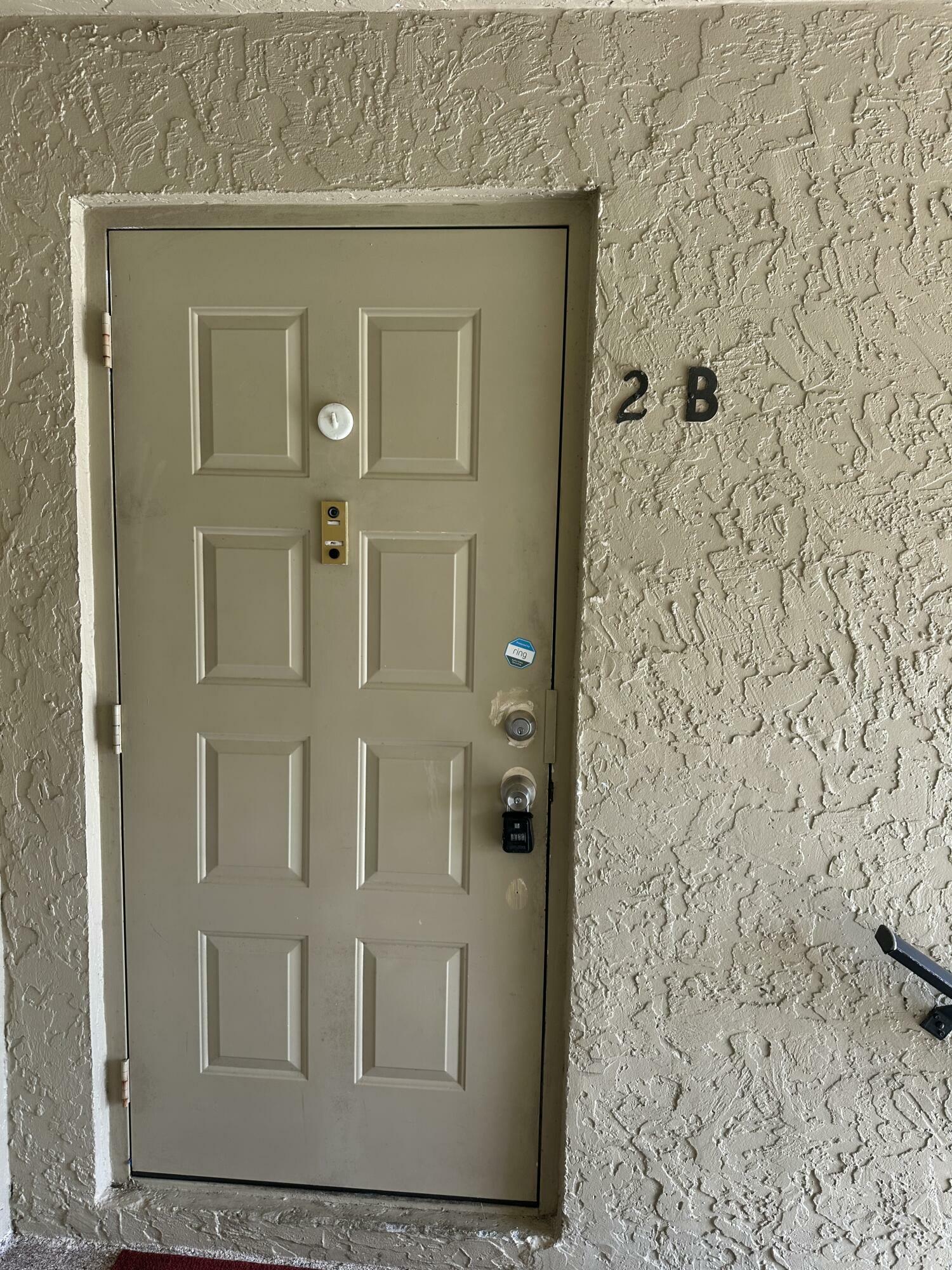 Property Photo: 726 Sunny Pine Way B2 FL 33415