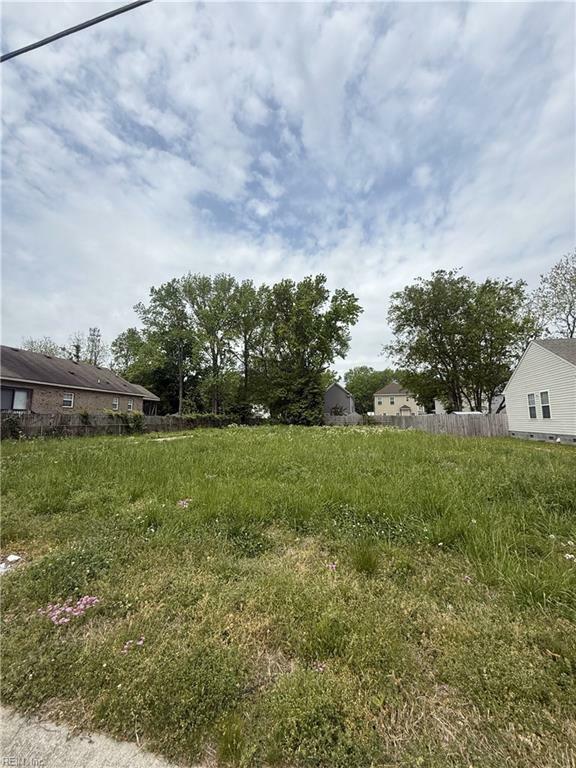 Property Photo: 6232 Old Townpoint Rd VA 23435