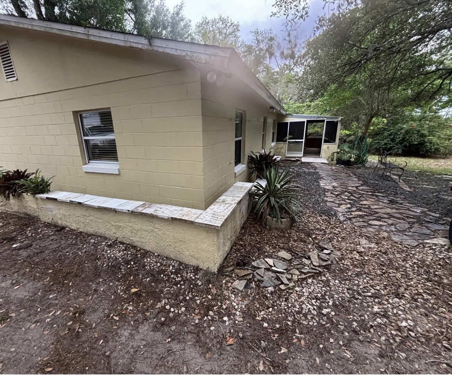 Property Photo: 16325 SE 134th Ct FL 32195