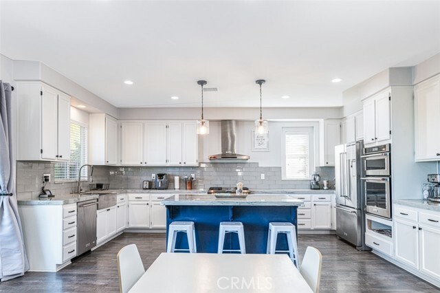 Property Photo: 40753 Clancy Court CA 92562