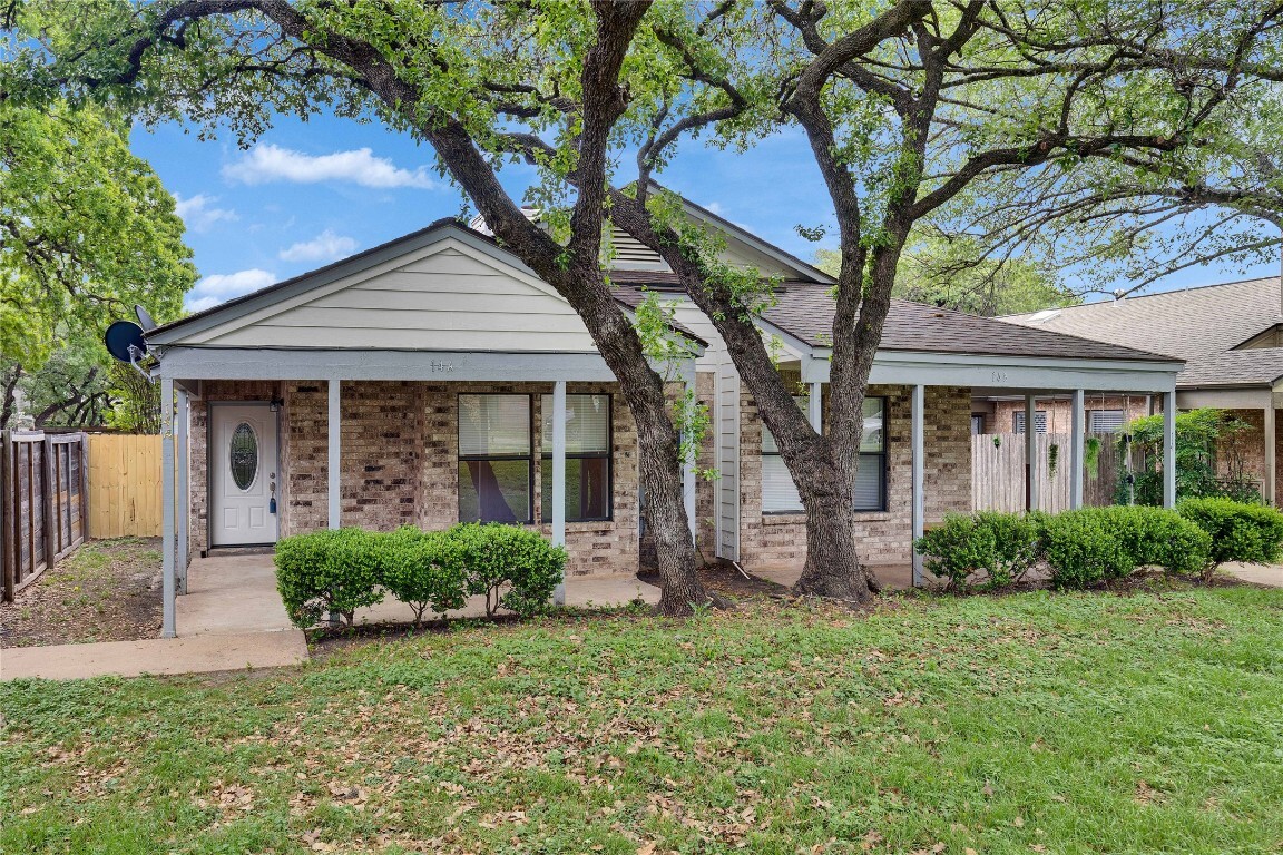 Property Photo: 7825 Beauregard Circle 14 TX 78745