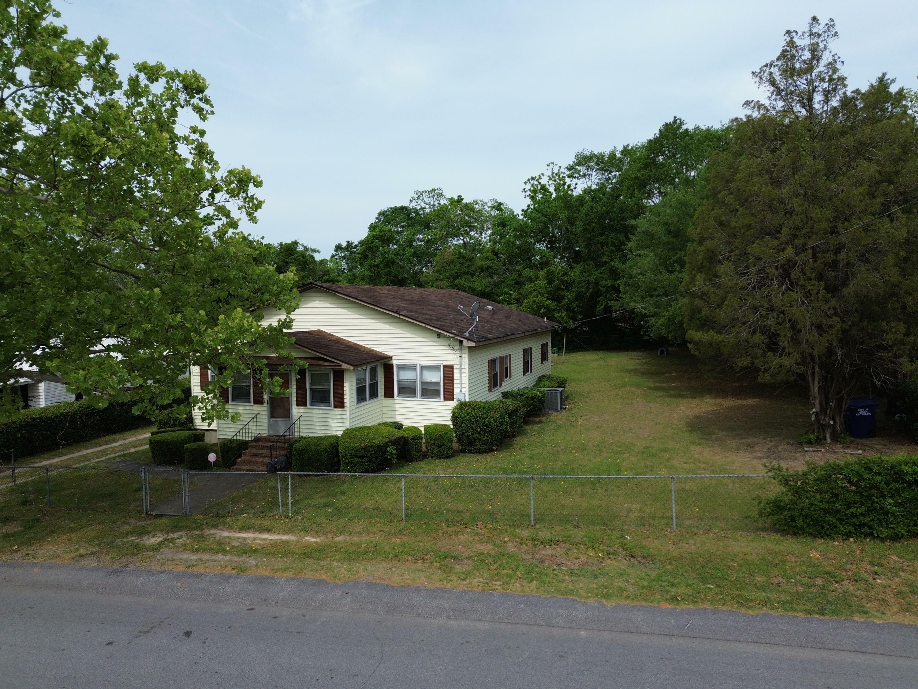 Property Photo: 431 Greenville Street NW SC 29801