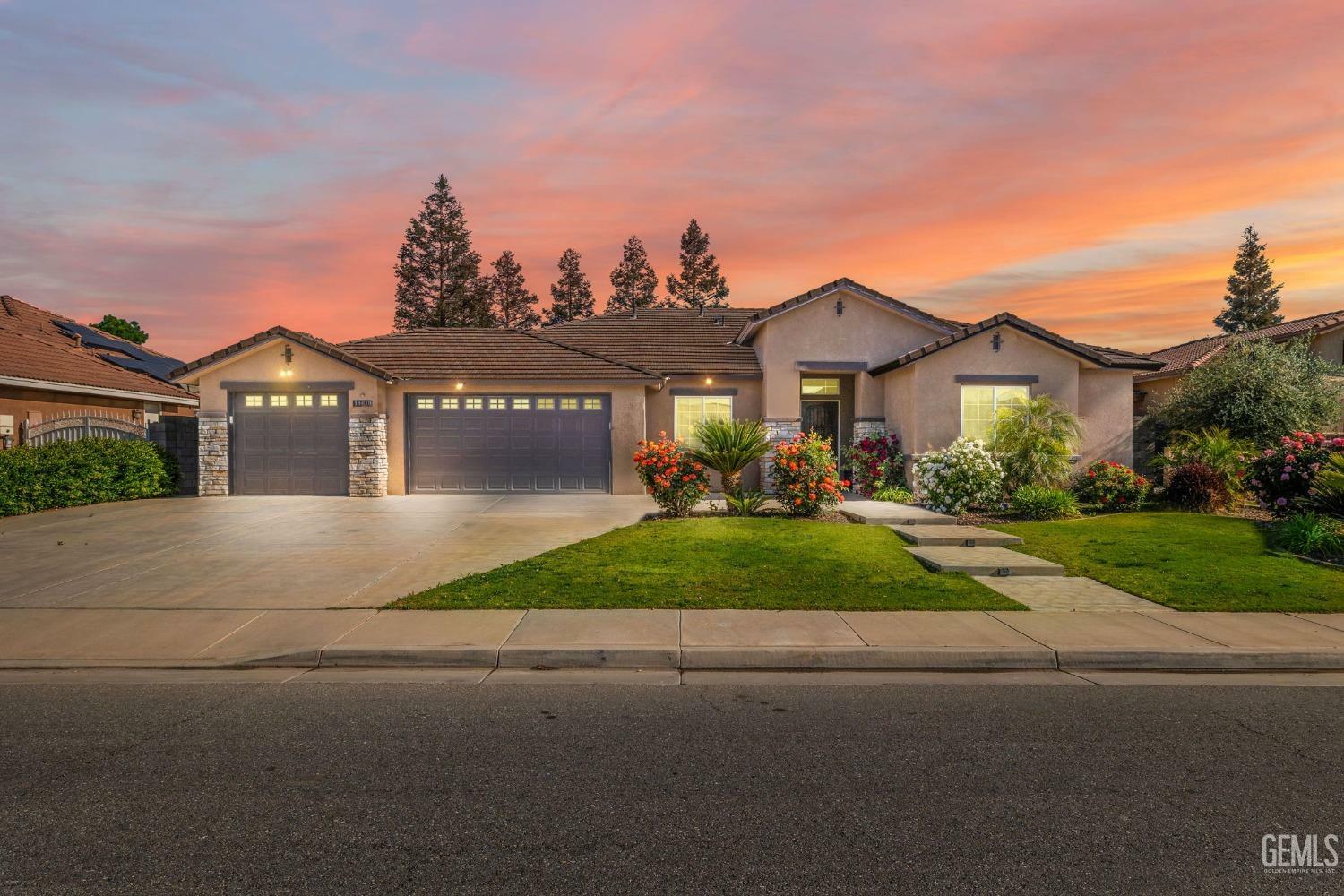 10010 Silverthorne Drive  Bakersfield CA 93314 photo