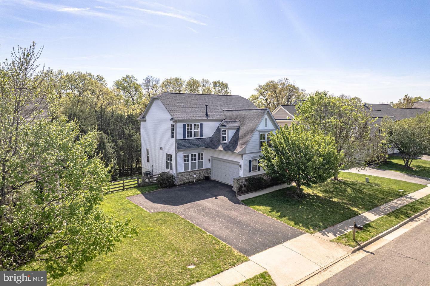 Property Photo:  9338 Falling Water Drive  VA 20136 