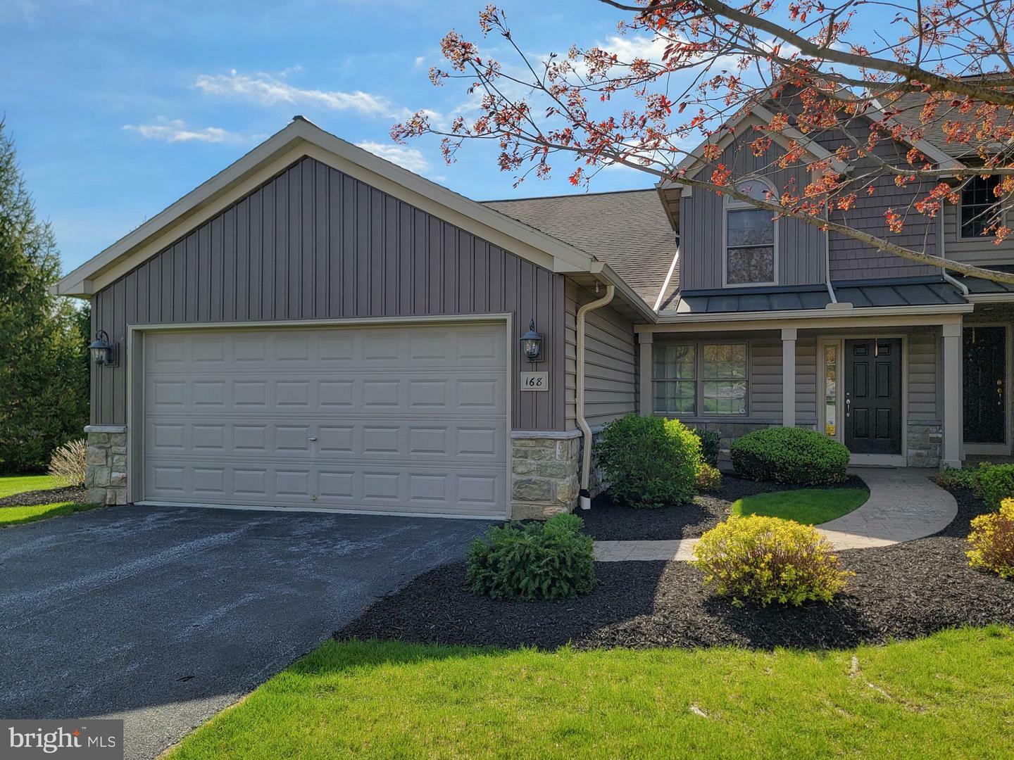Property Photo: 168 Fieldcrest Lane PA 17522