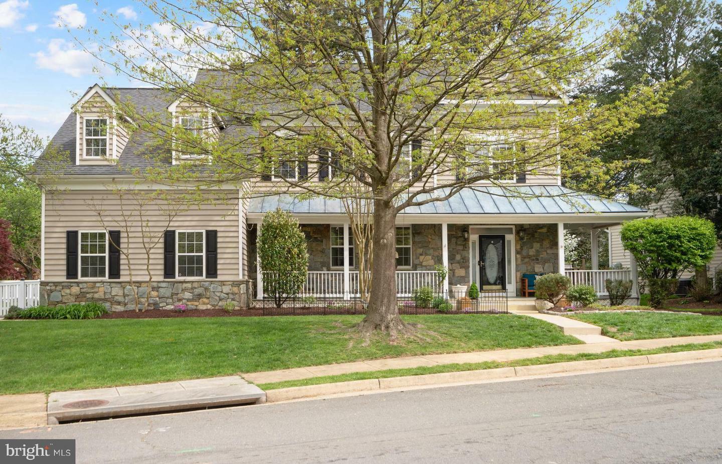 Property Photo: 317 Ayrlee Avenue NW VA 20176