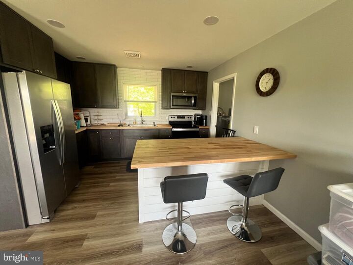 Property Photo:  33014 Mount Hermon Road  MD 21849 