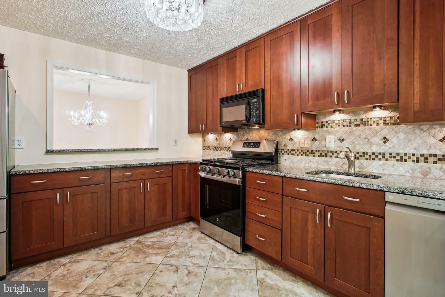 Property Photo: 10151 Oakton Terrace Road 10151 VA 22124