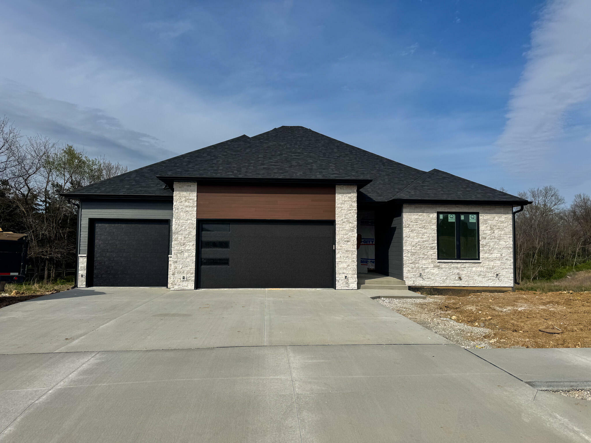 Property Photo: 2813 Misty Flower Dr MO 65203