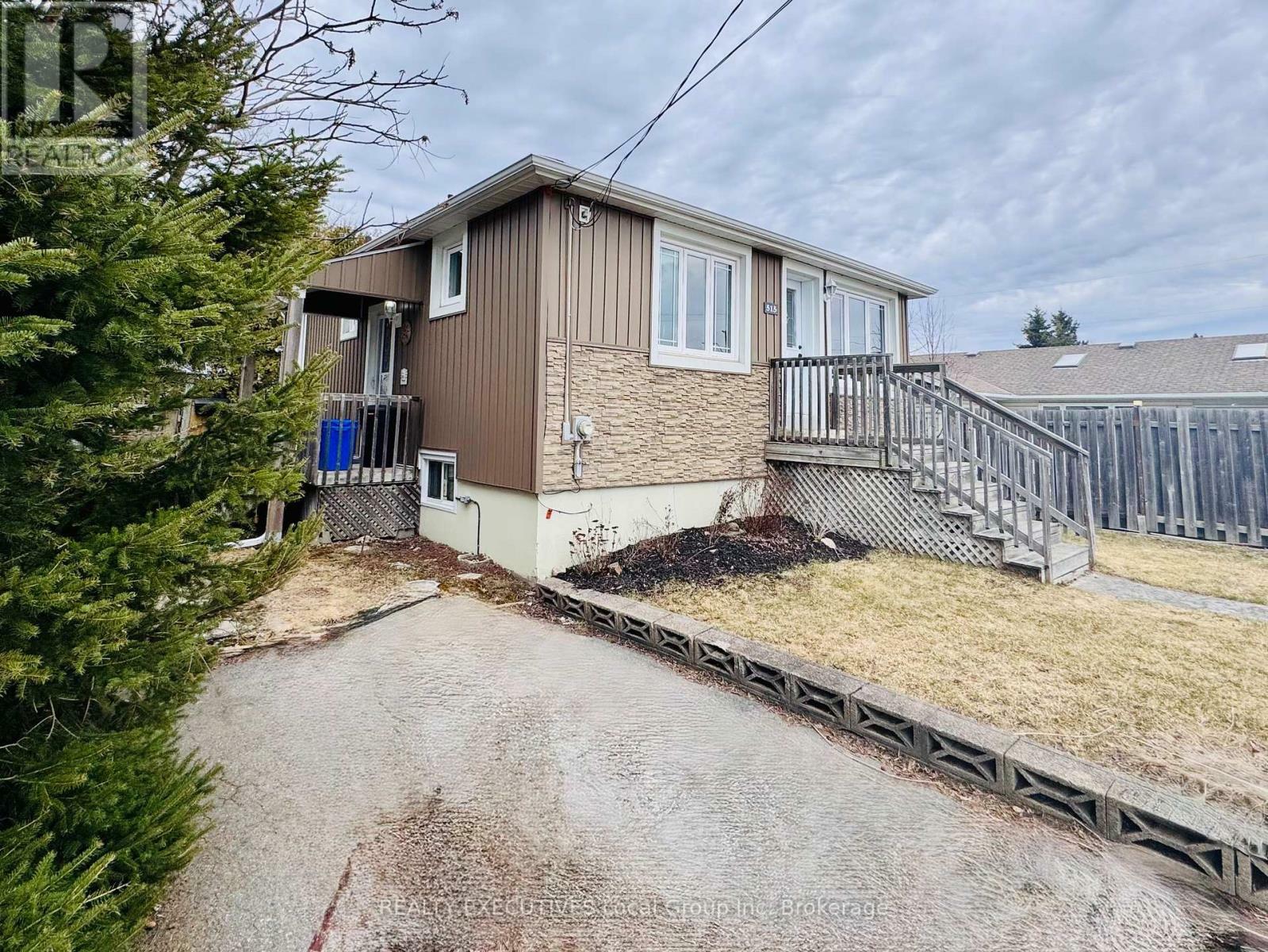 Property Photo: 515 Stockdale Road ON P1B 6L1