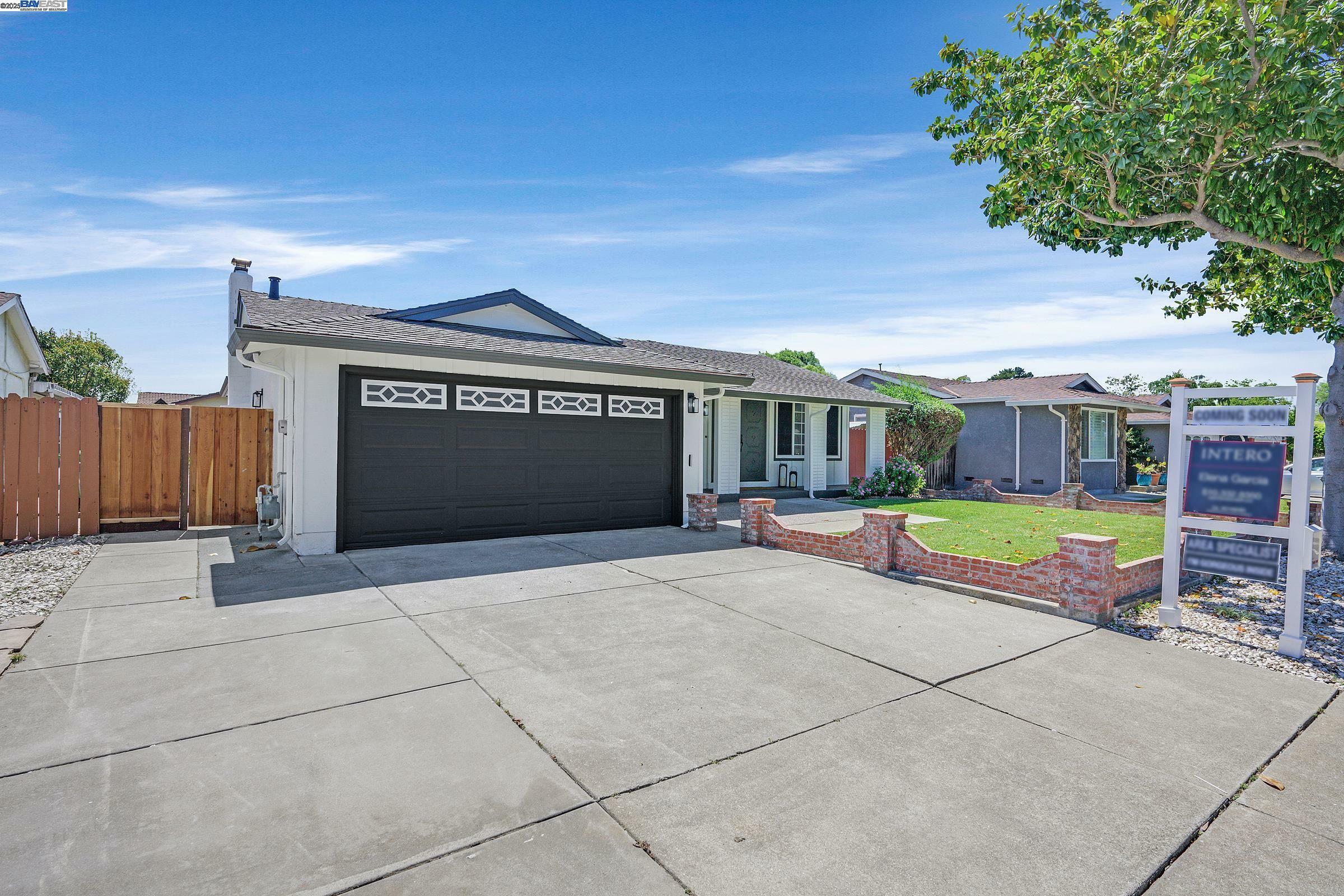Property Photo: 32255 Coronation Dr CA 94587