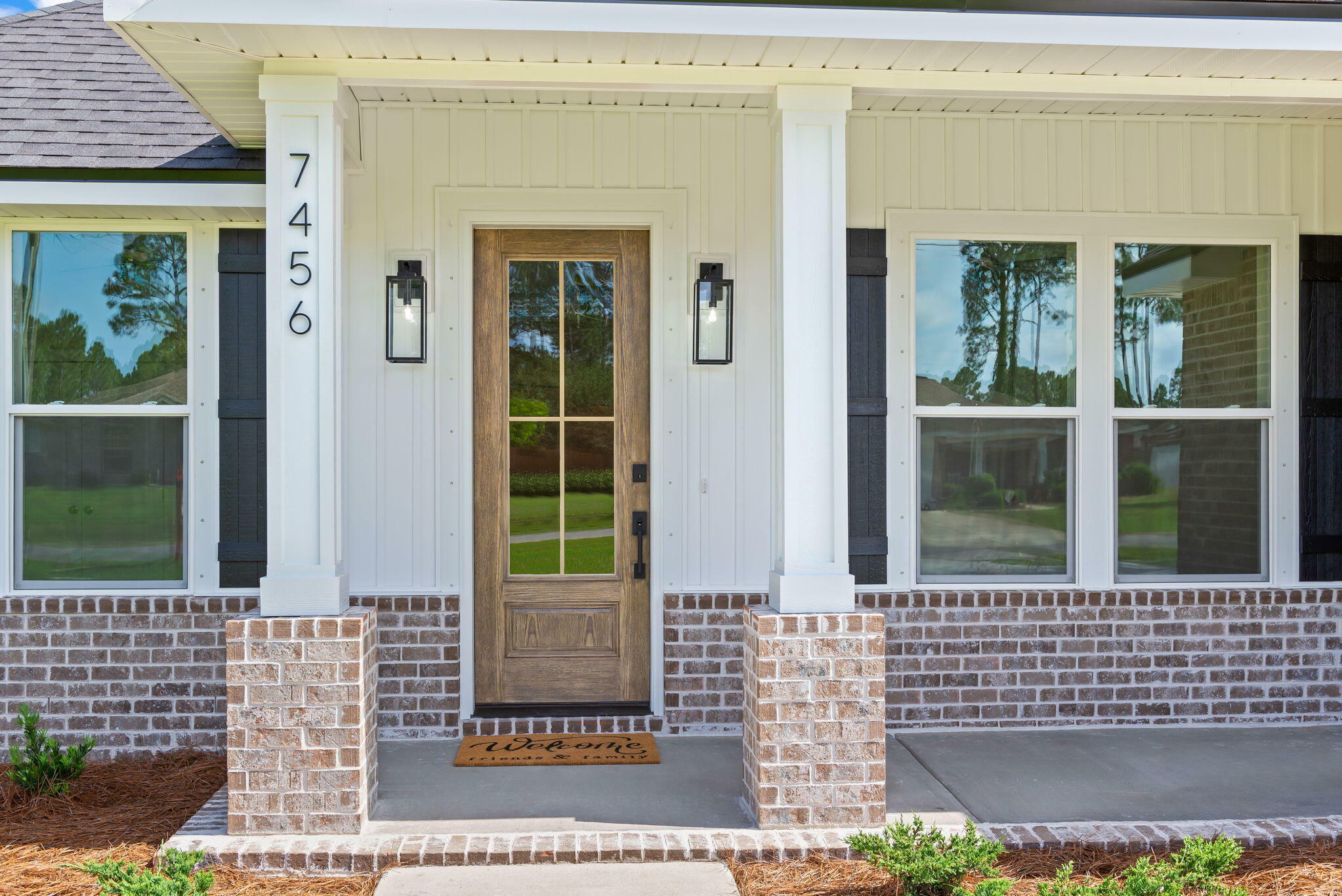 Property Photo: 7456 Brewster Street FL 32566
