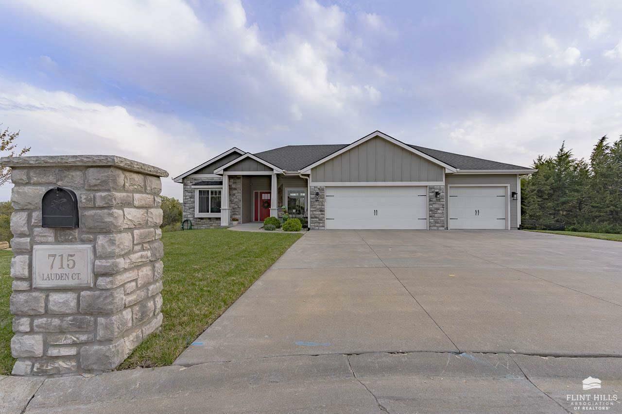 715 Lauden Court  Manhattan KS 66503 photo