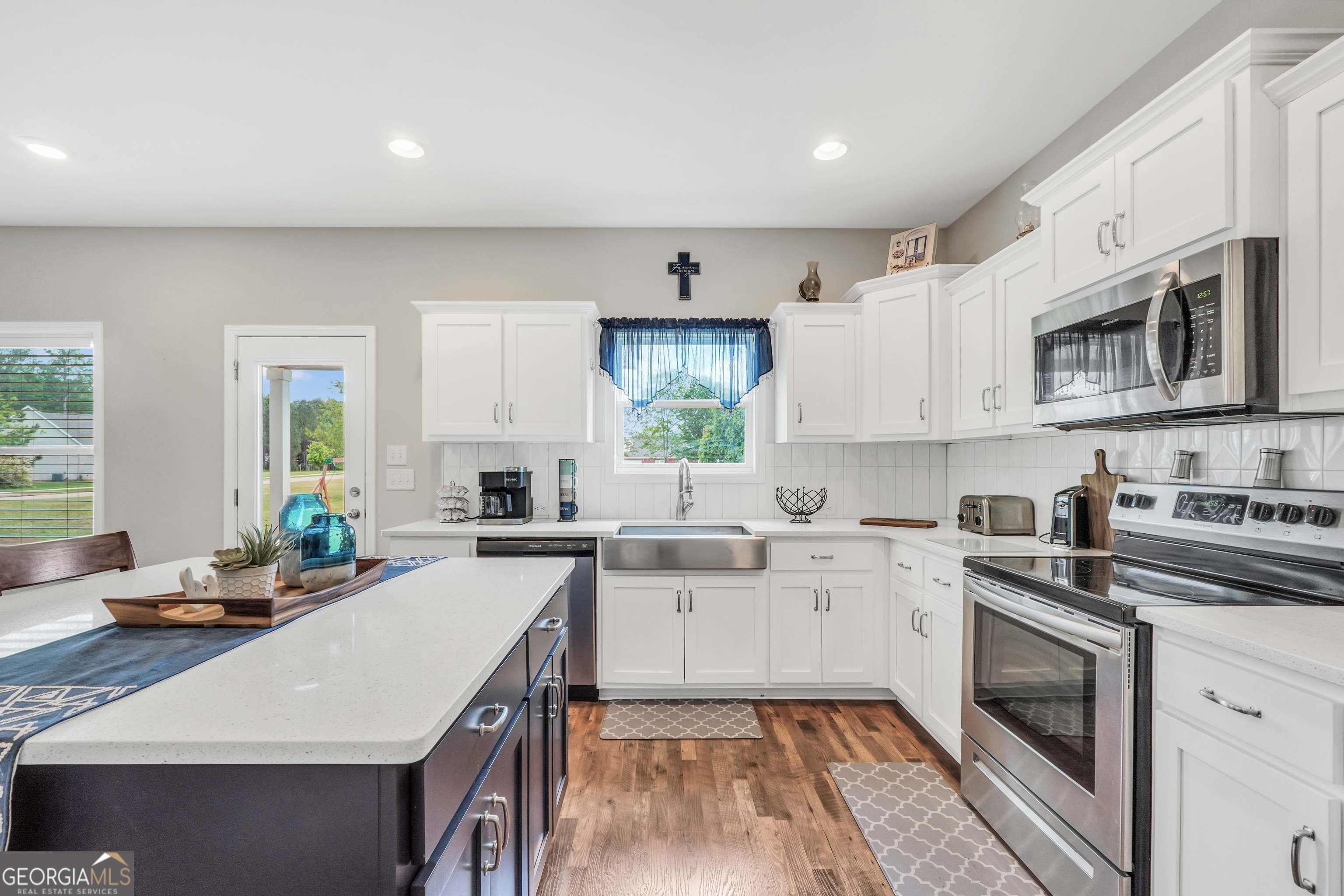 Property Photo: 488 Brown Station Drive GA 30292